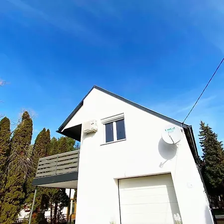 Maria Full House Balatonmáriafürdő